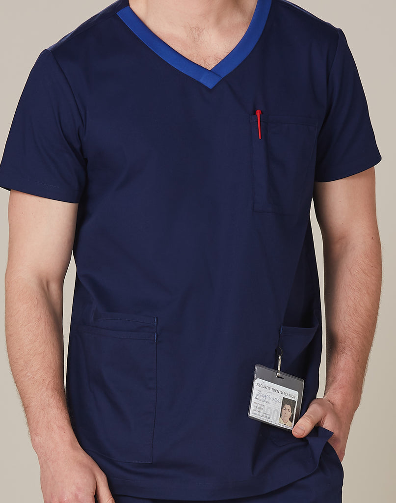 Winning Spirit Mens V-neck Contrast Trim Scrub Top (M7650 )